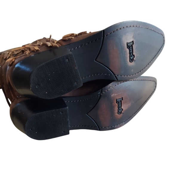 Laredo Fringed Leather Snip Toe Boot - Picture 9 of 11